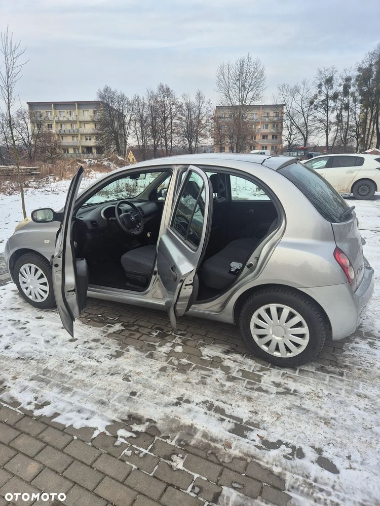 Nissan Micra - 4