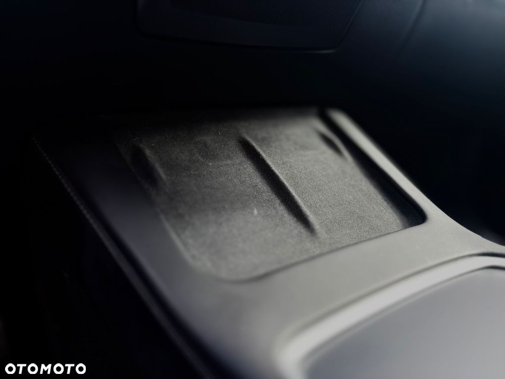 Tesla Model 3 ver-premium-langstreckenbatterie-awd-dual-motor - 24