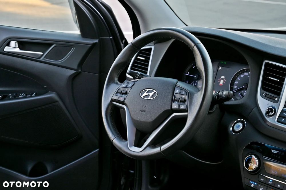 Hyundai Tucson 2.0 CRDI Premium 4WD - 23