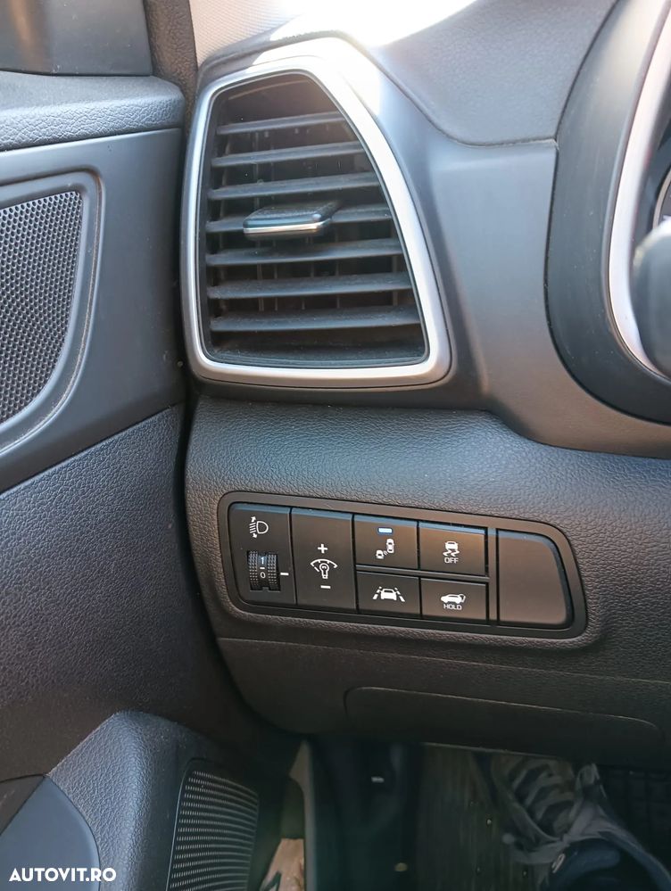 Hyundai Tucson blue 1.6 CRDi 2WD DCT Premium - 14