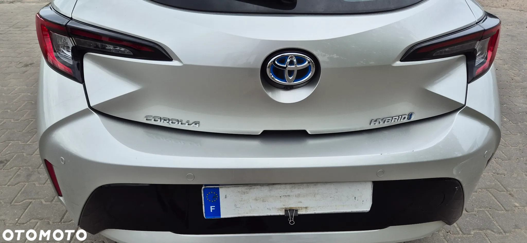 Toyota Corolla 1.8 Hybrid Active - 19