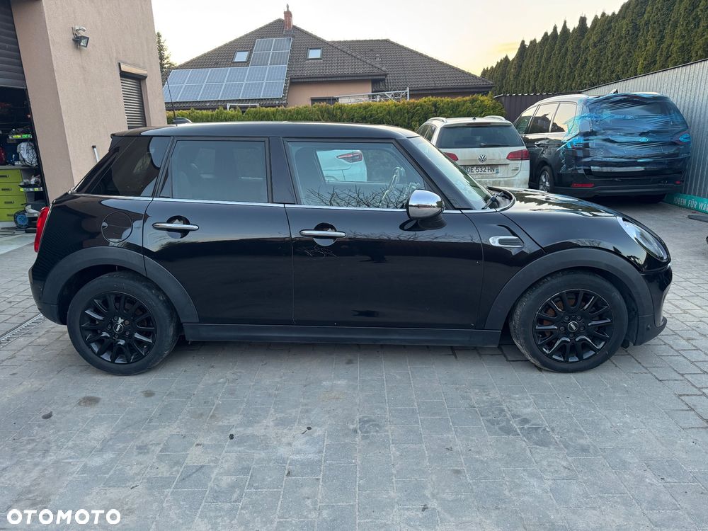 MINI Cooper D - 5