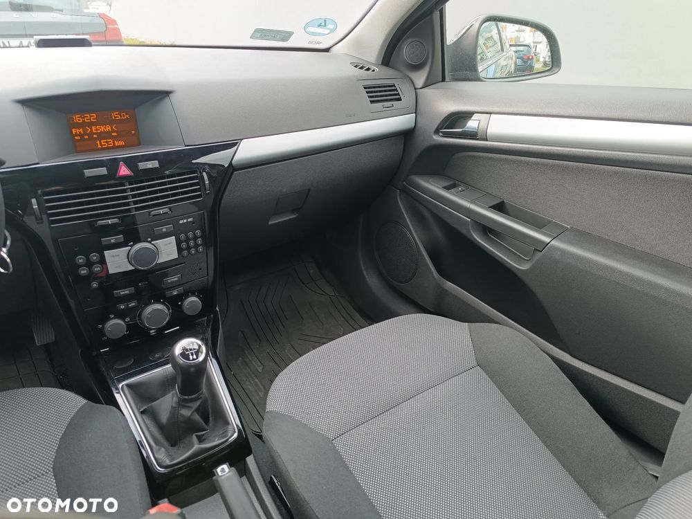 Opel Astra GTC 1.6 - 16