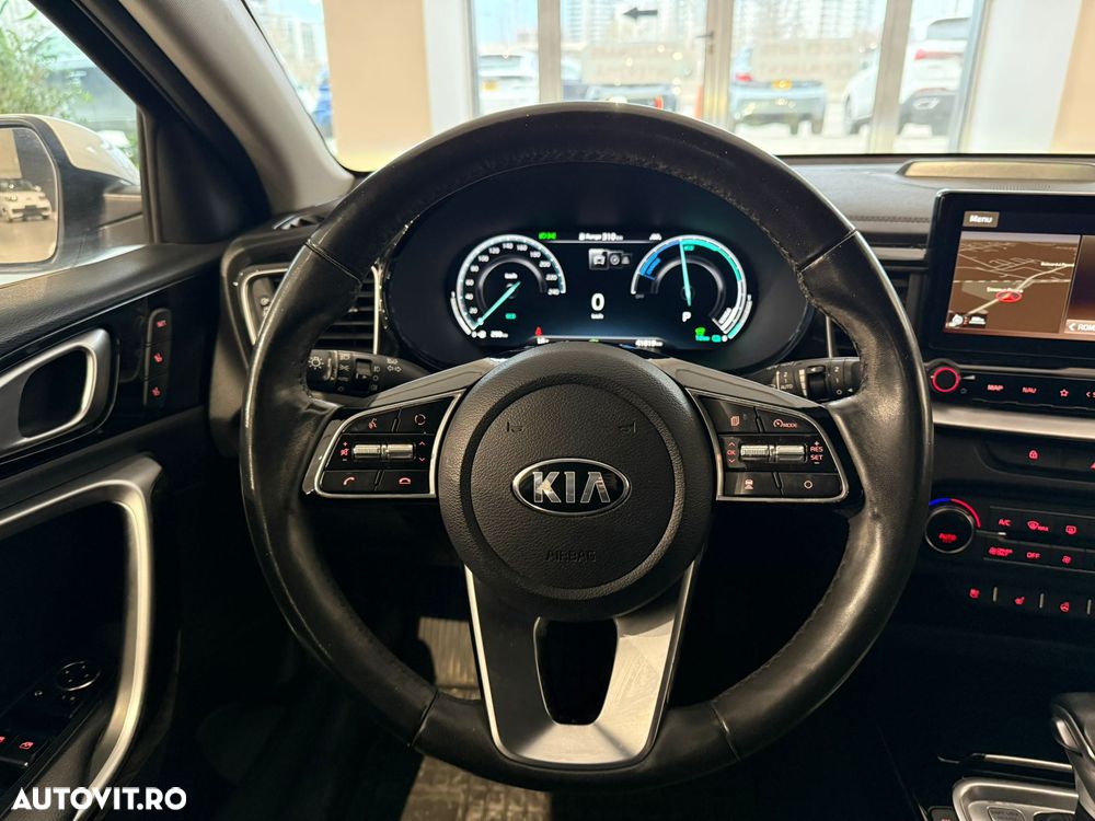 Kia XCeed 1.6 GDI 6DCT PHEV Vision - 12