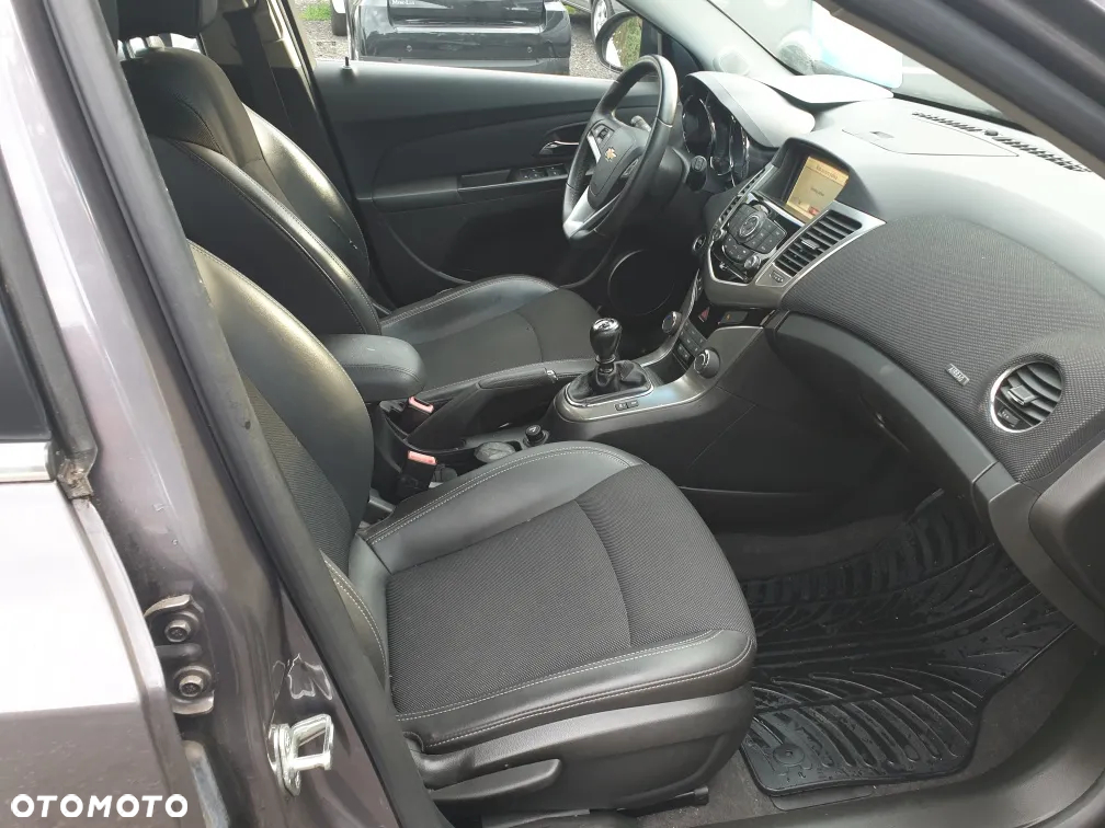 Chevrolet Cruze - 3