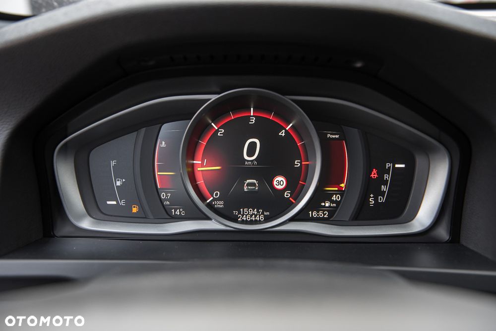 Volvo V60 D4 Geartronic Ocean Race - 20