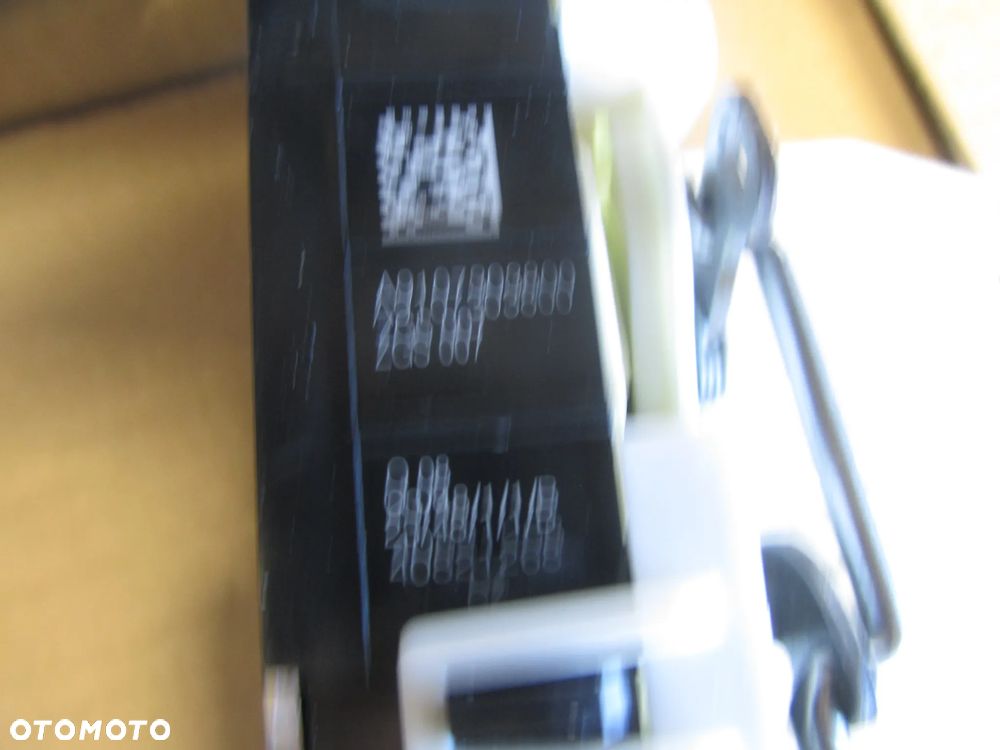 zamek 9107303800 - 3