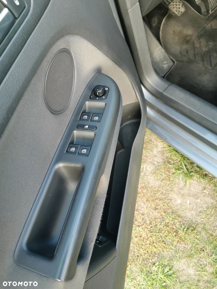 Volkswagen Golf Plus - 20