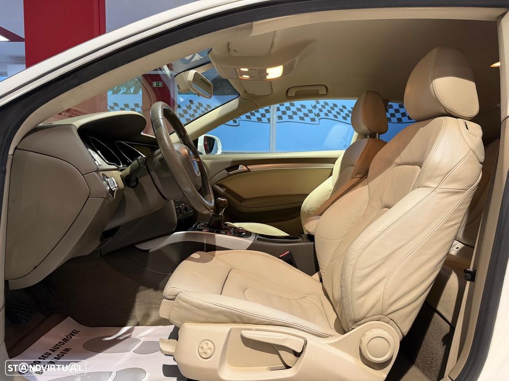 Audi A5 2.0 TDI S-line - 4