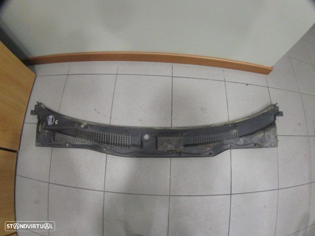 Grelha Friso 6686350C00 NISSAN SUNNY 1992 1.4 80CV 5P VERMELHO FRT TORPEDO - 2