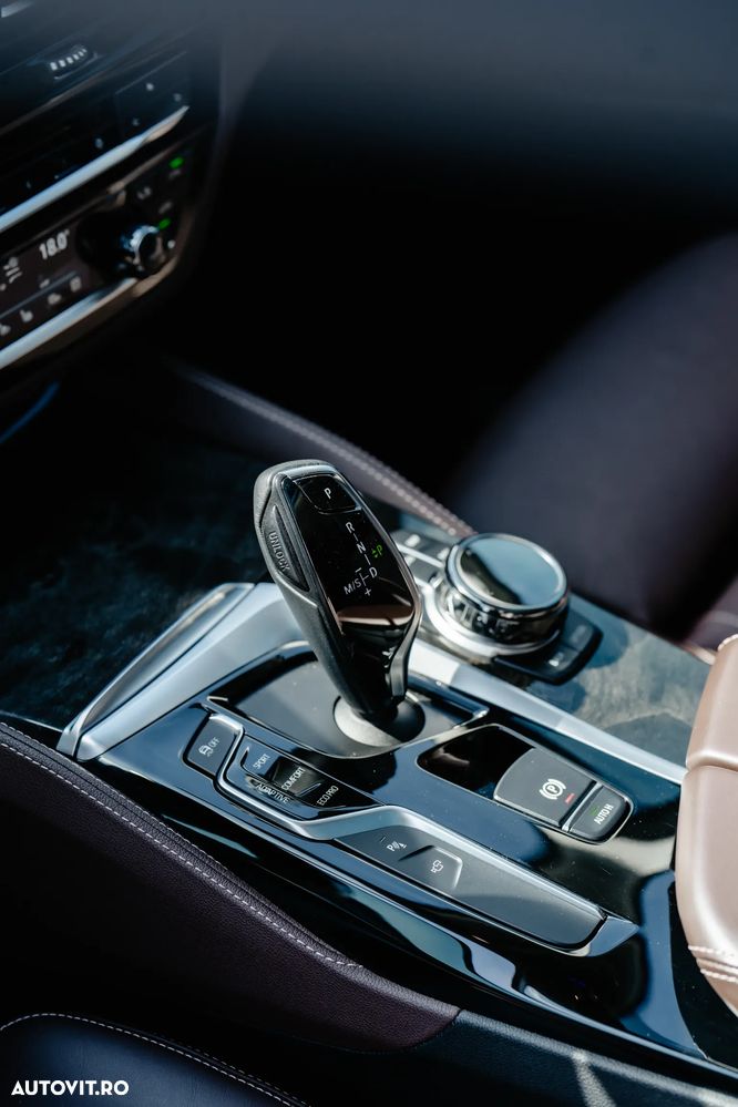 BMW Seria 5 540i xDrive AT - 4