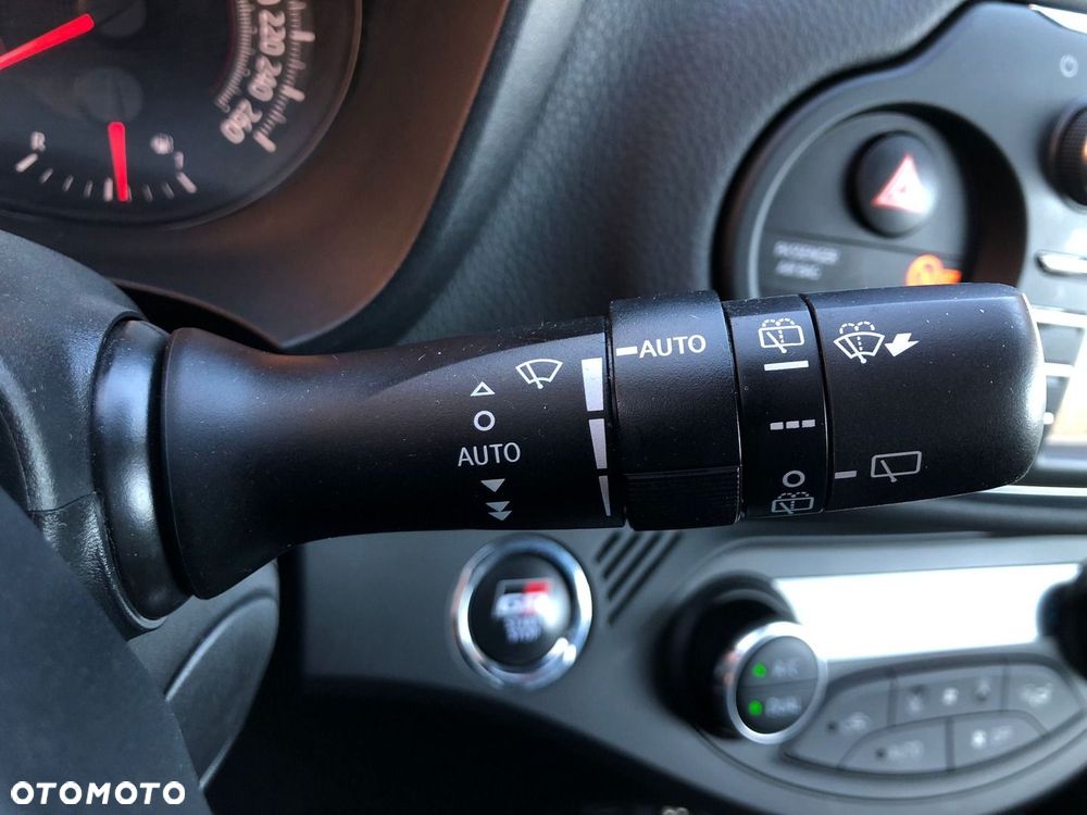 Toyota Yaris 1.8 GRMN - 27