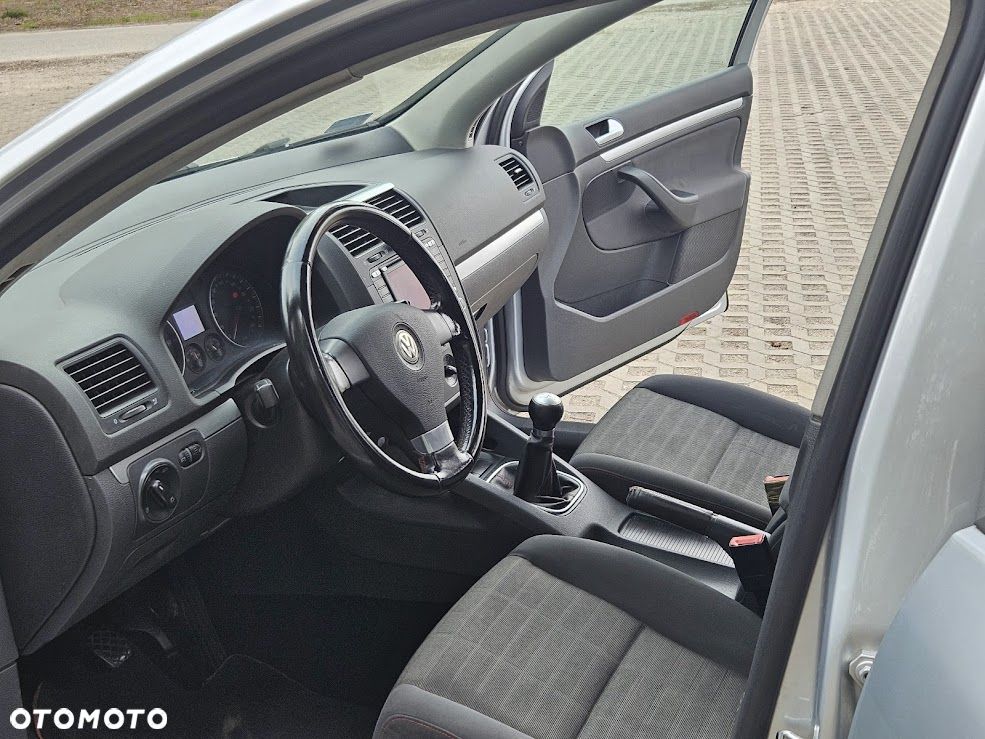 Volkswagen Golf 1.9 TDI Sportline - 14