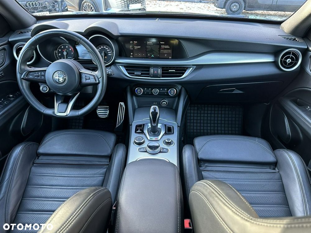 Alfa Romeo Stelvio 2.0 Turbo Veloce Q4 - 23