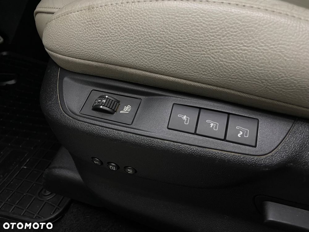 Citroën DS5 HDi 165 Business - 20