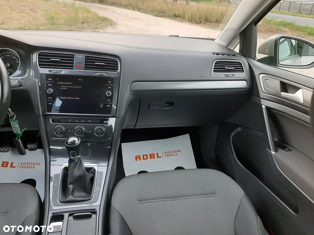 Volkswagen Golf 1.6 TDI (BlueMotion Technology) Comfortline - 21
