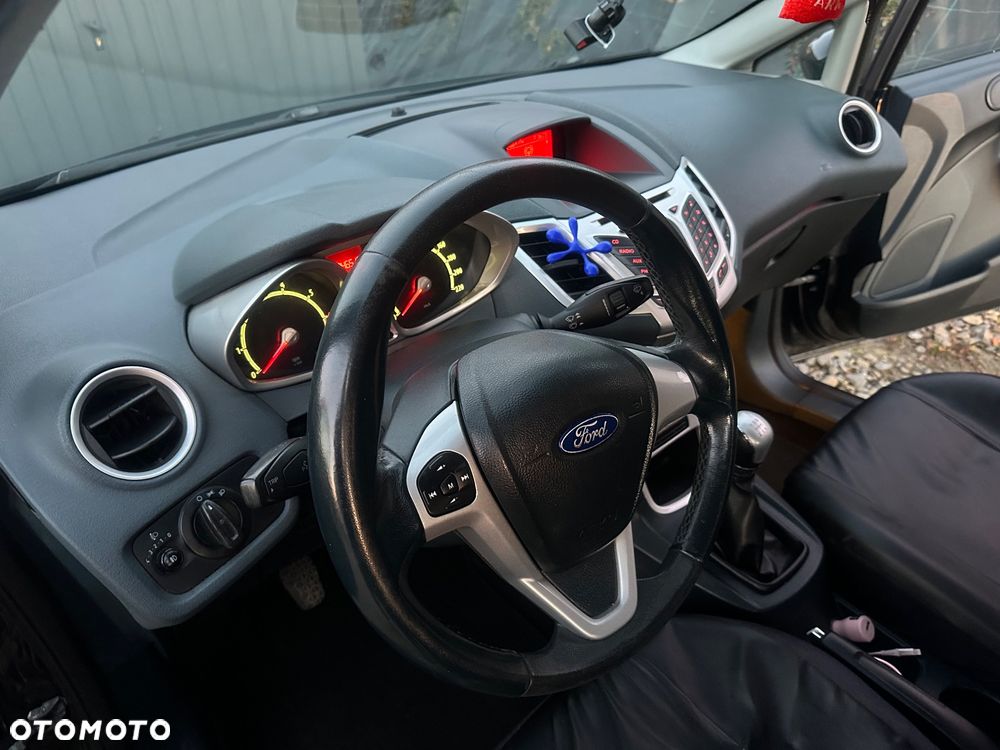 Ford Fiesta 1.6 Ti-VCT Ghia - 26