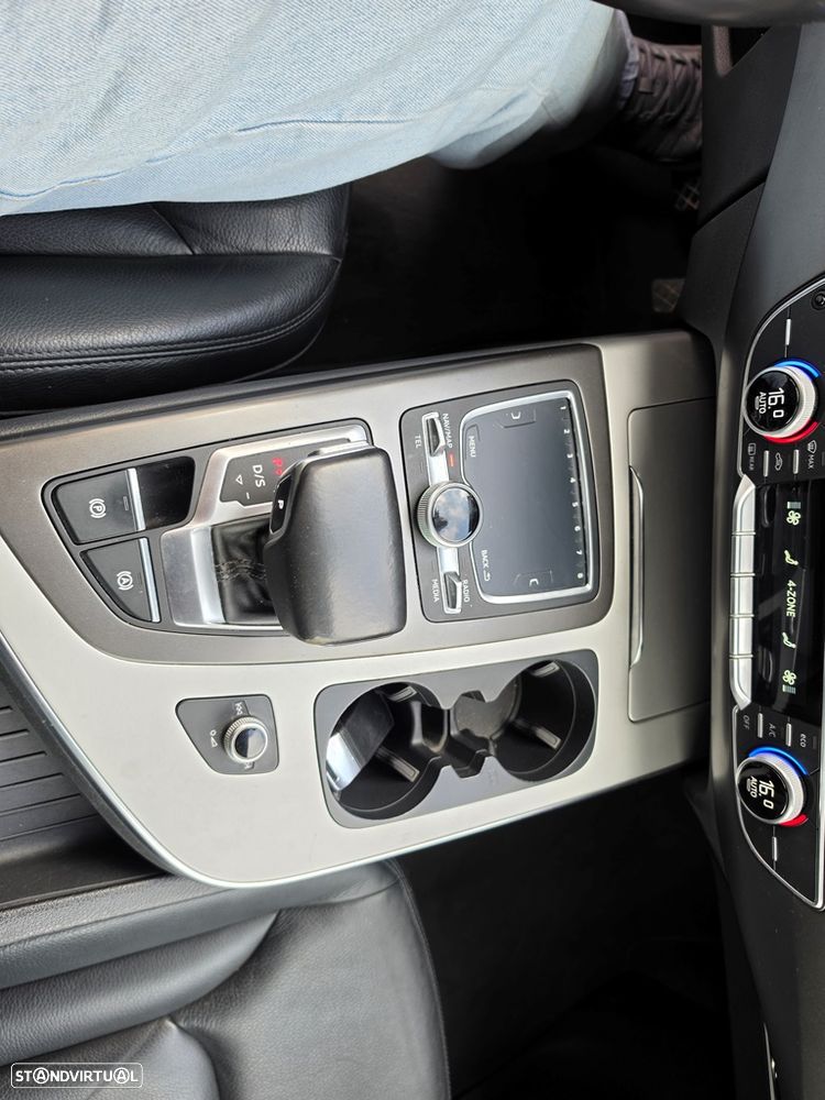 Audi Q7 3.0 TDI quattro tiptronic - 12