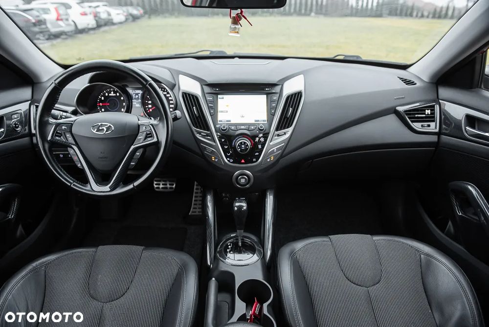 Hyundai Veloster 1.6 DCT Premium - 6