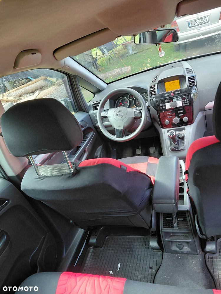 Opel Zafira 1.9 CDTI 111 - 4