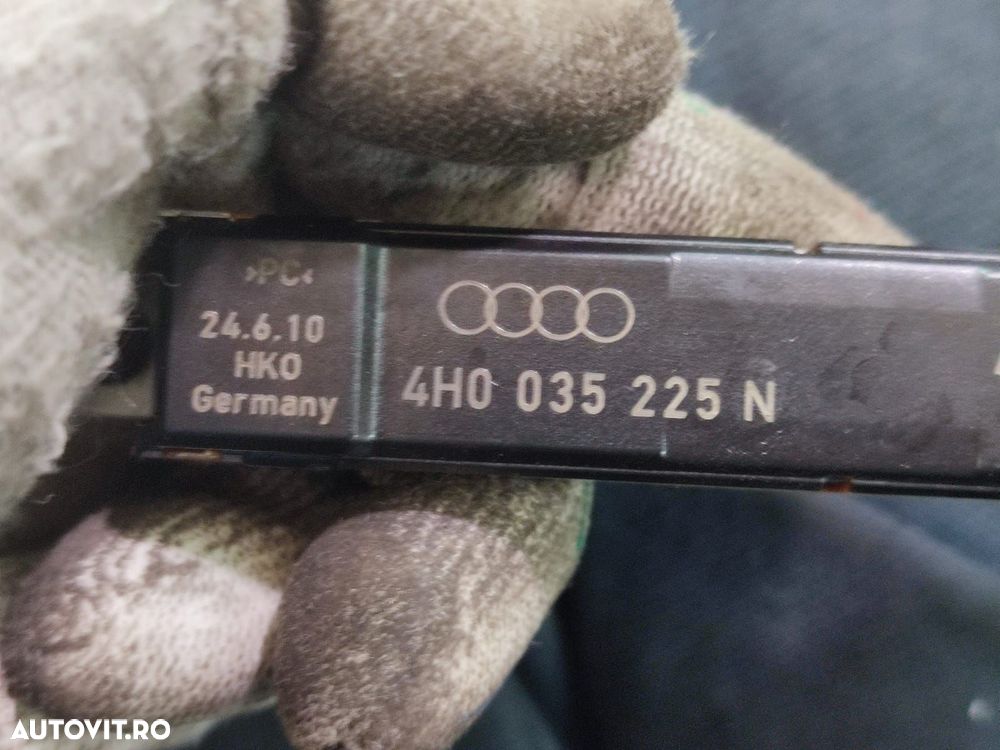 Amplificator antena 4H0035225N Audi A8 D4/4H [2010 - 2014] 4.2 tdi CD - 2