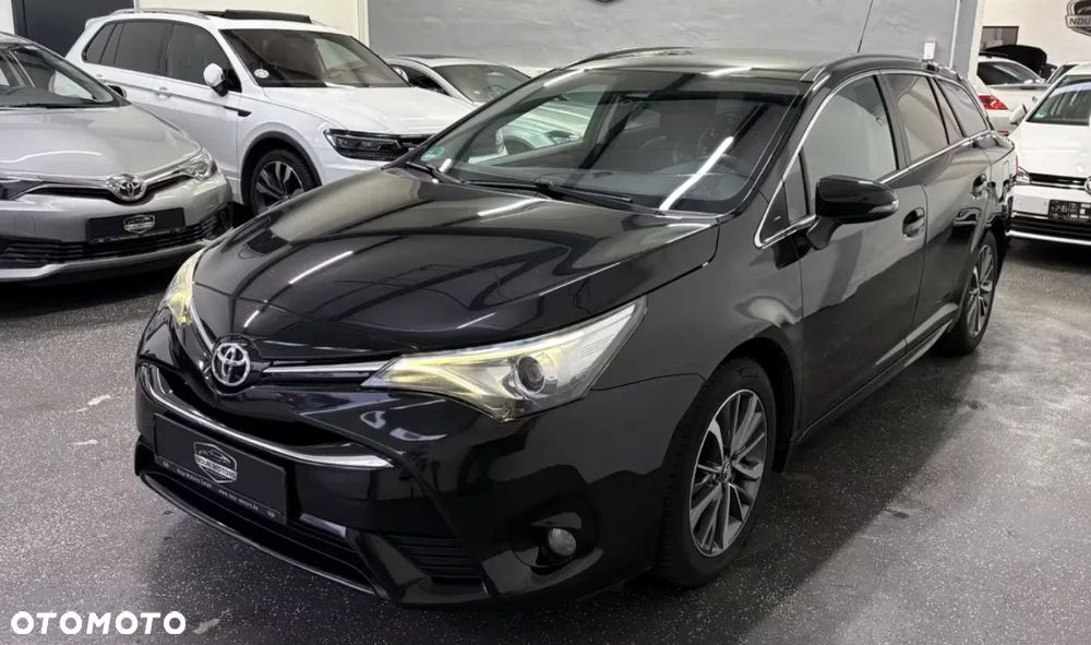 Toyota Avensis 2.0 D-4D Active Business - 1