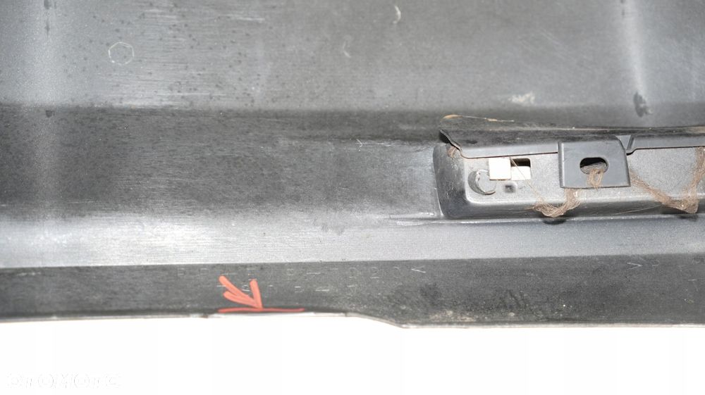 ZDERZAK TYŁ TYLNY TOYOTA AVENSIS T27 09-11R SEDAN 1F7 - 9