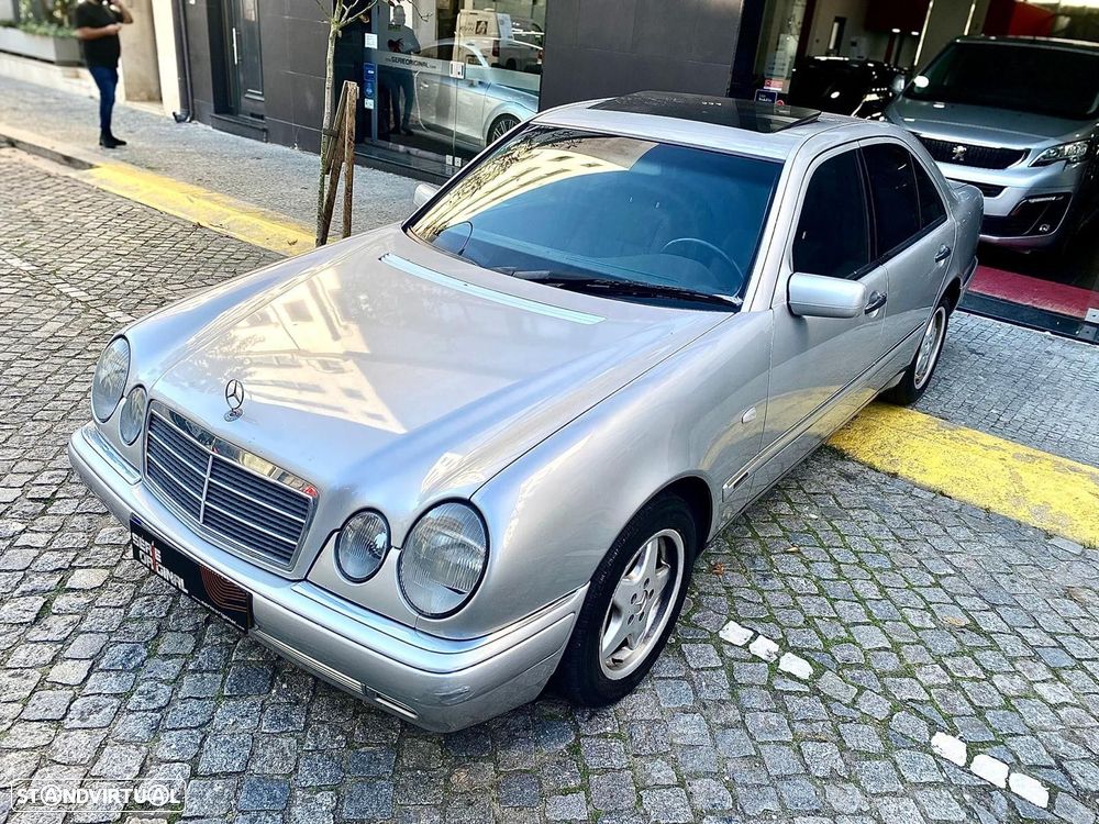 Mercedes-Benz E 220 CDI Elegance - 2