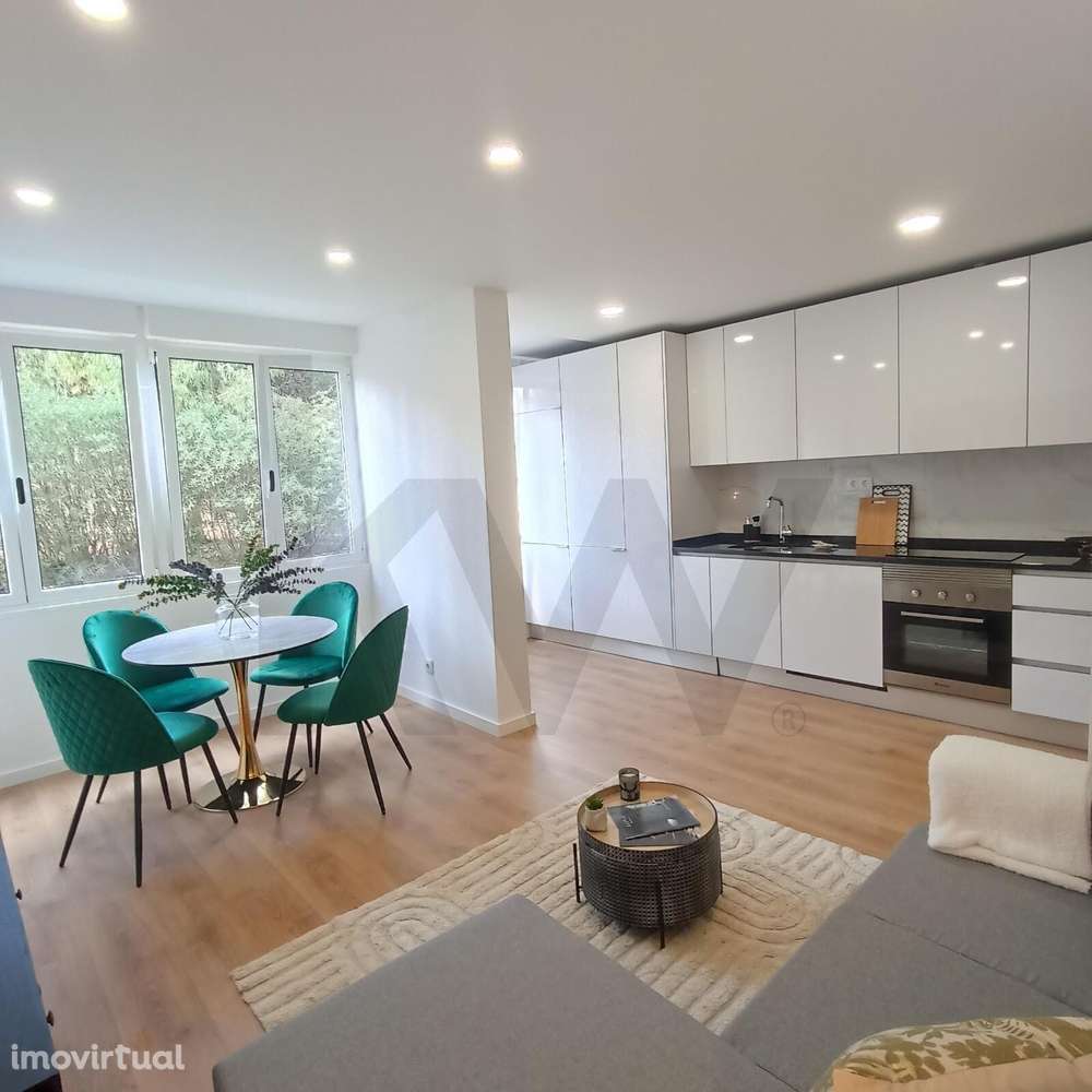 Apartamento T2 com suite, closet e open space em São Domingos de Benfi - Grande imagem: 2/14