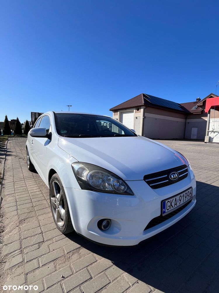 Kia Ceed - 7