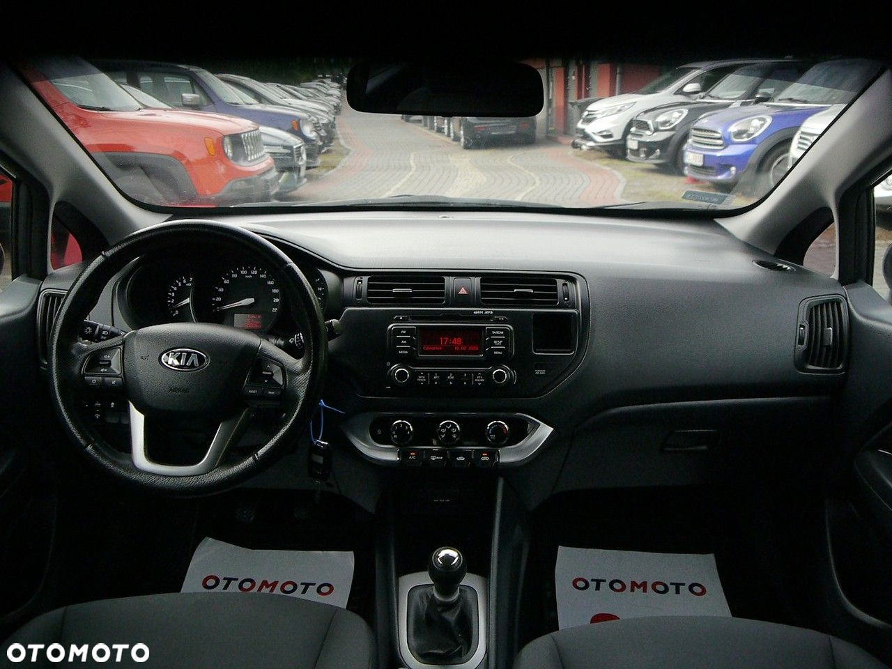 Kia Rio - 21
