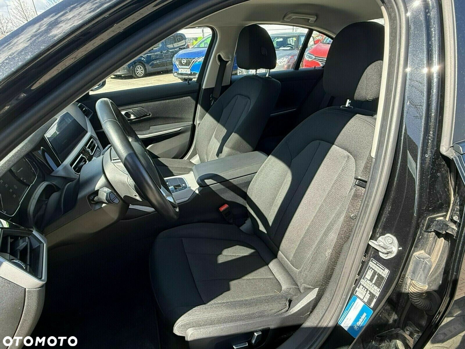 BMW Seria 3 - 12