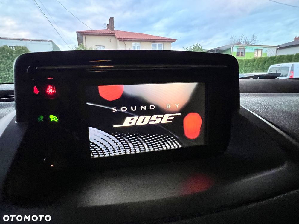 Renault Megane ENERGY TCe 115 Start & Stop Bose Edition - 19