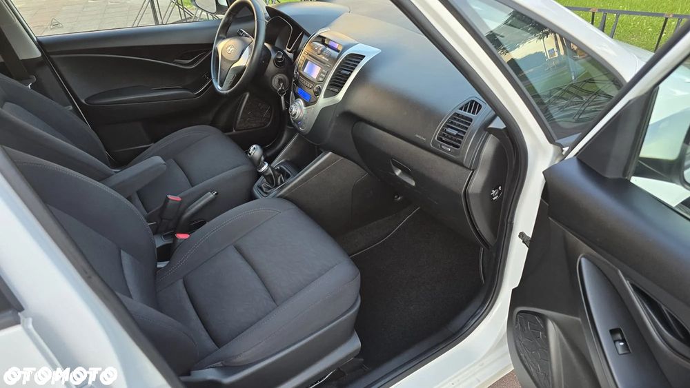Hyundai ix20 - 19