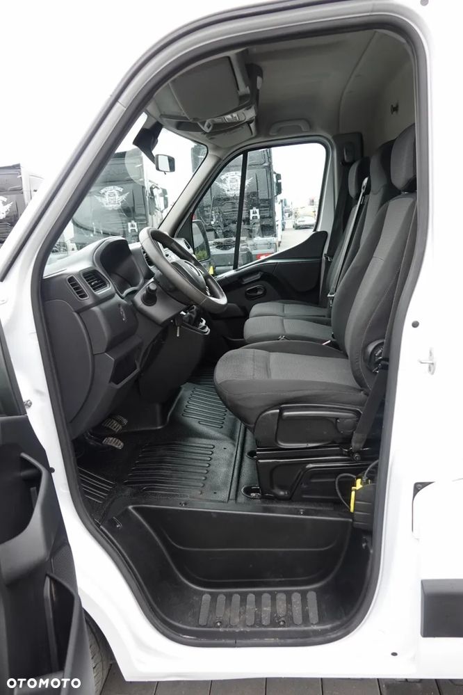 Renault MASTER / WYWROTKA / BLIŹNIAK / MANUAL / 3 MIEJSCA / - 27