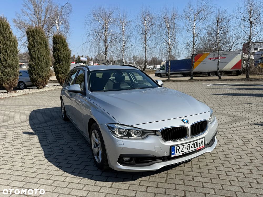 BMW Seria 3 318i Advantage - 3