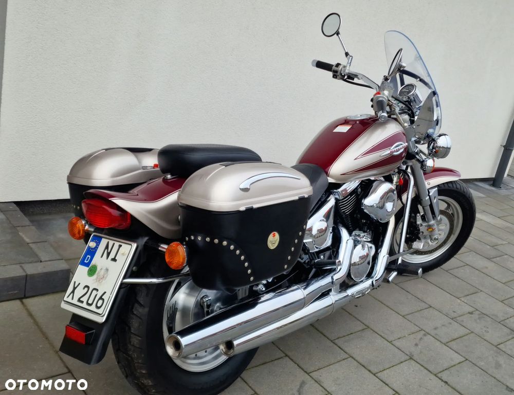 Suzuki VZ - 22