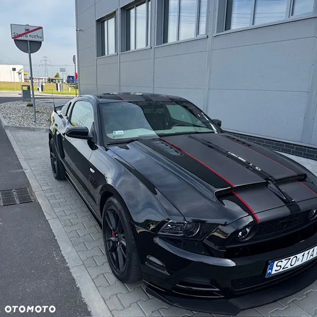 Ford Mustang ver-5-0-v8-gt - 2