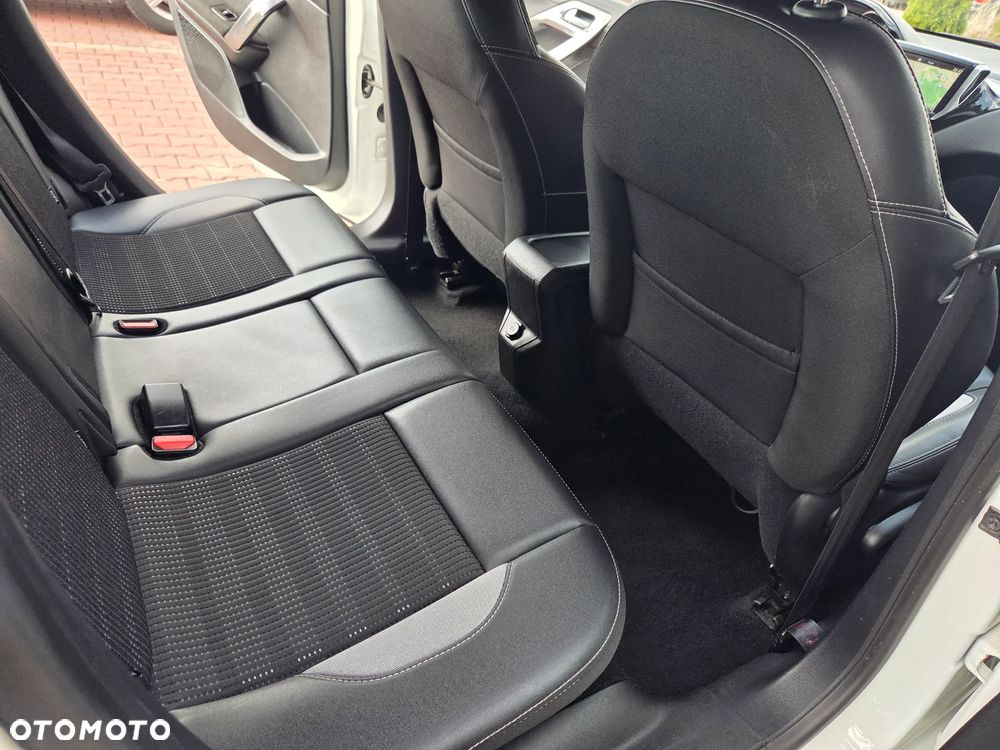 Peugeot 2008 PureTech 110 Stop&Start Urban Move - 18