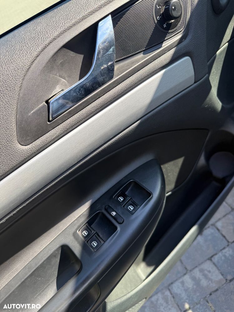Skoda Octavia 2.0 TDI CR DPF RS - 18