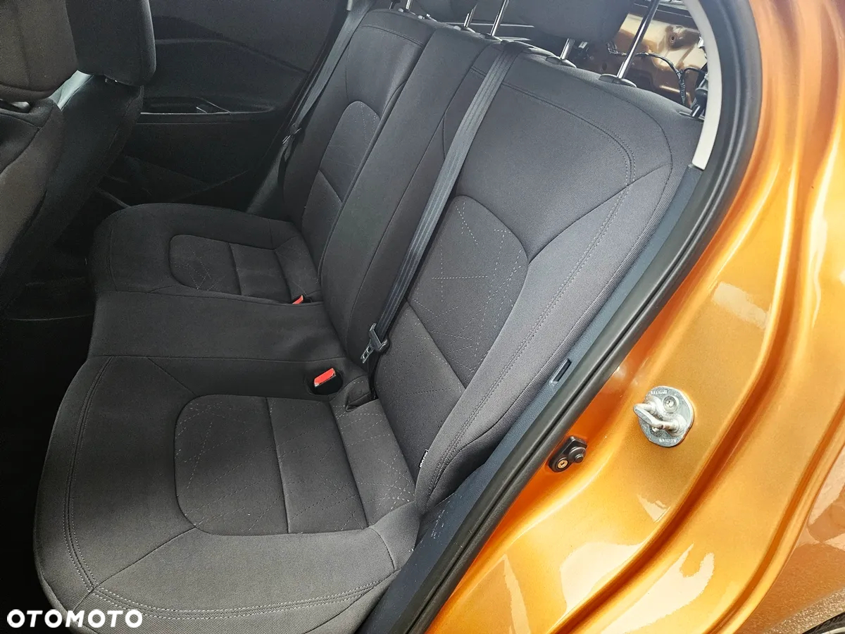 Kia Rio - 33