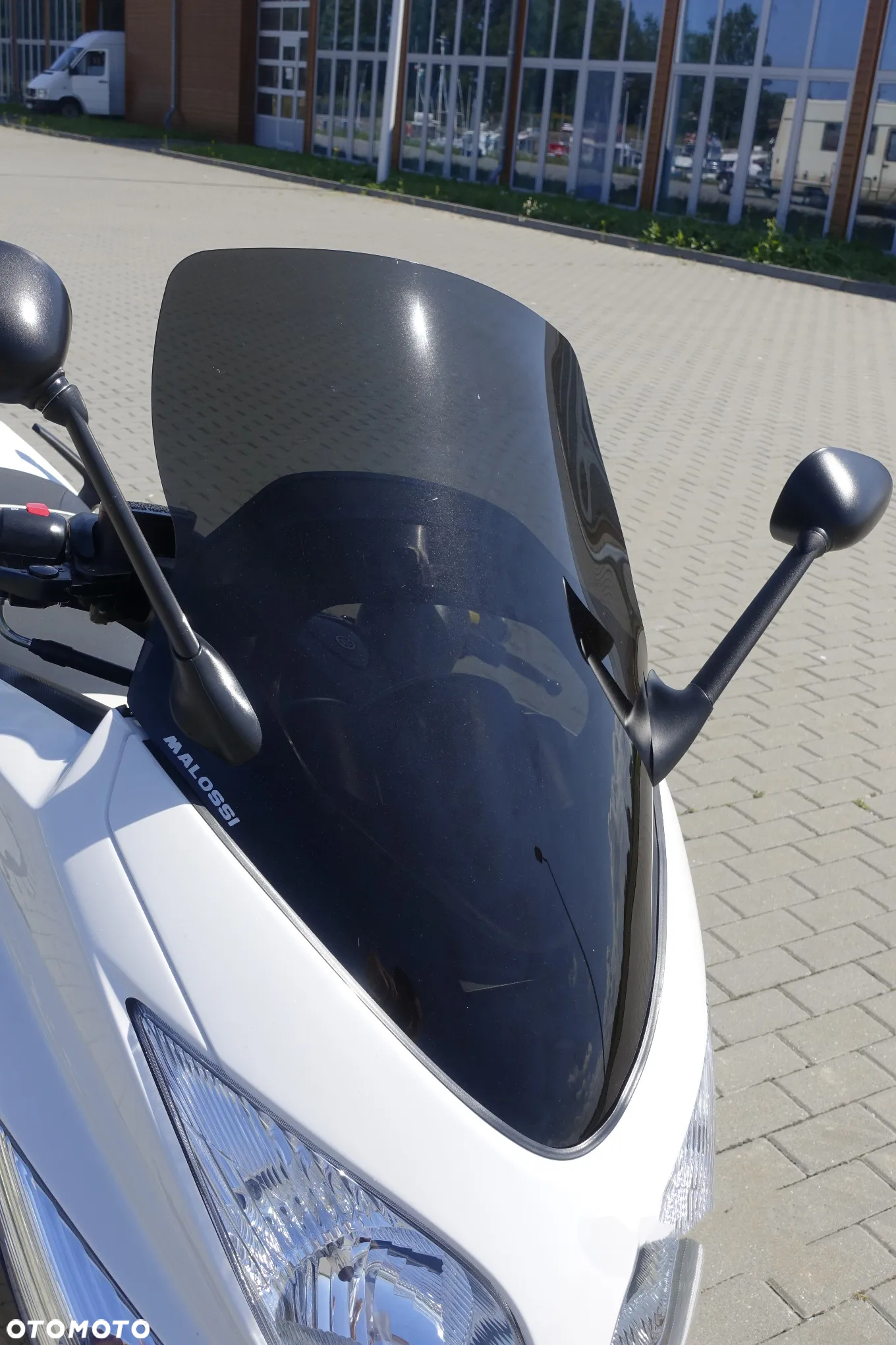 Yamaha Tmax - 9