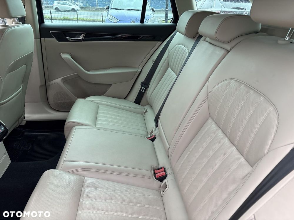 Skoda Superb 2.0 TSI 4x4 L&K DSG - 15