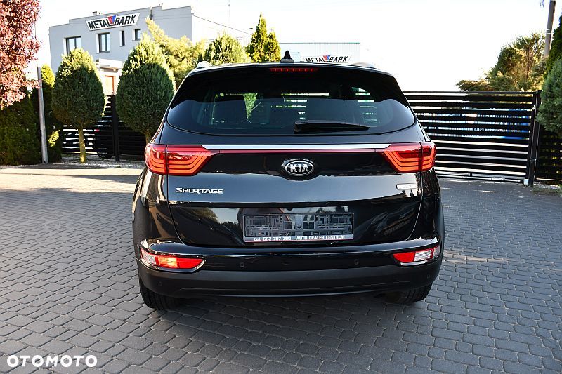 Kia Sportage 1.6 GDI 2WD Black Edition - 30