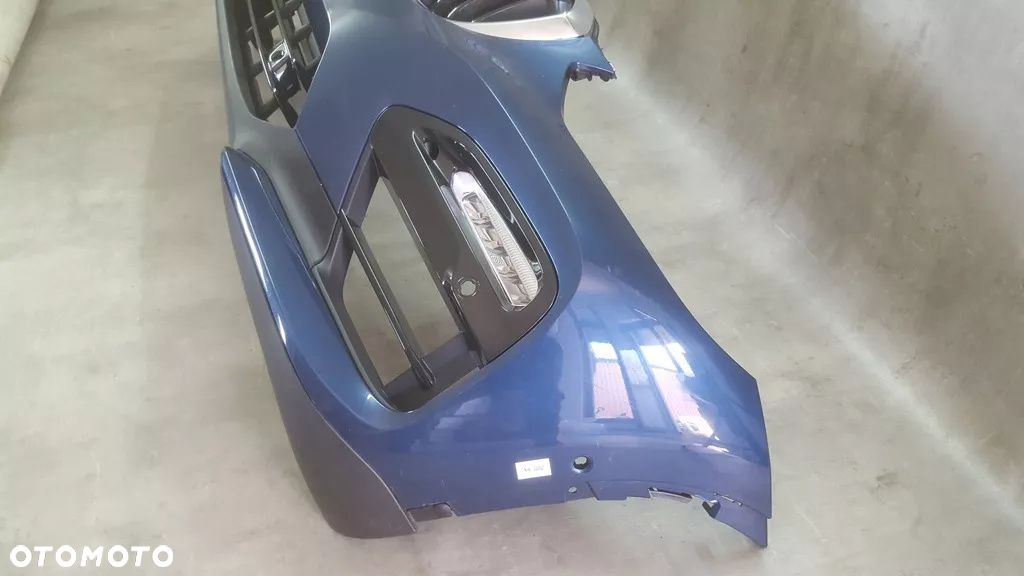 Zderzak BMW X4 G02 z halogenami LED - 3