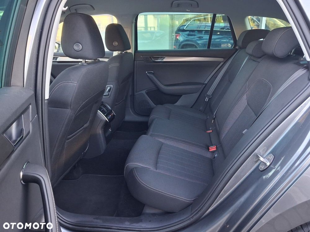 Skoda Superb 2.0 TSI Style DSG - 9