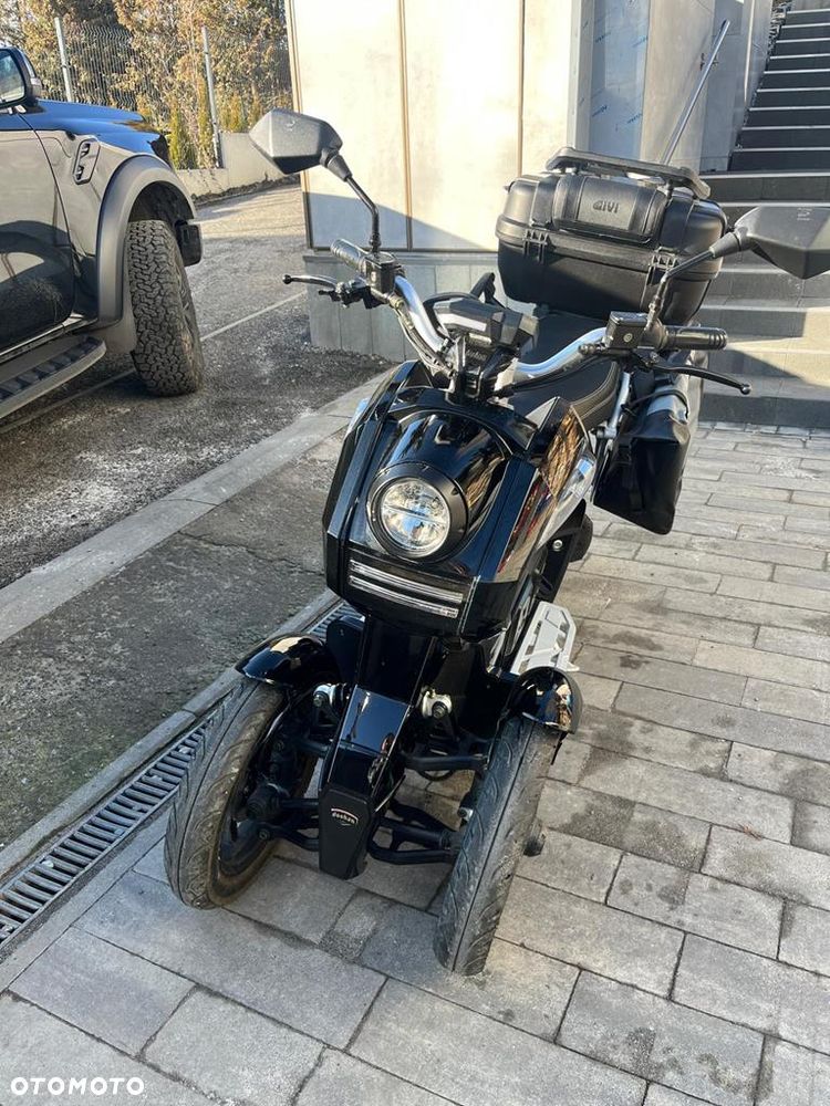 iamelectric iTank - 5