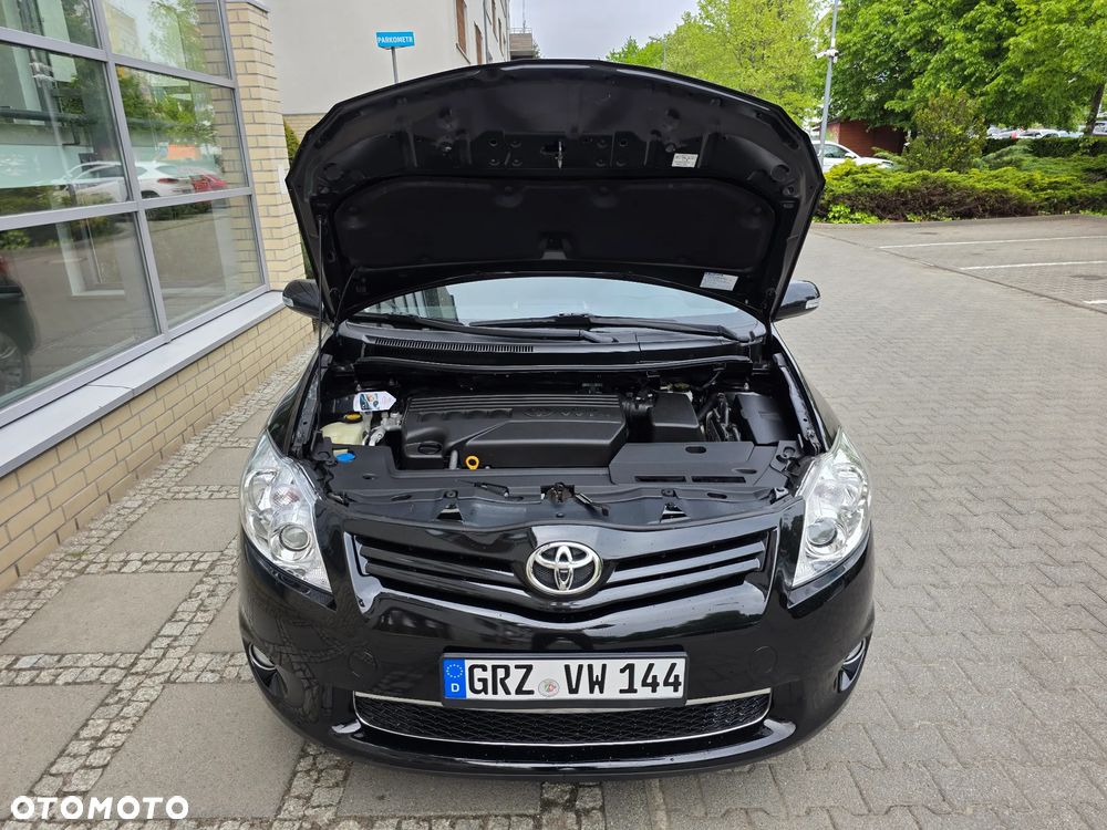 Toyota Auris 1.33 Dual-VVT-i Design Edition - 12