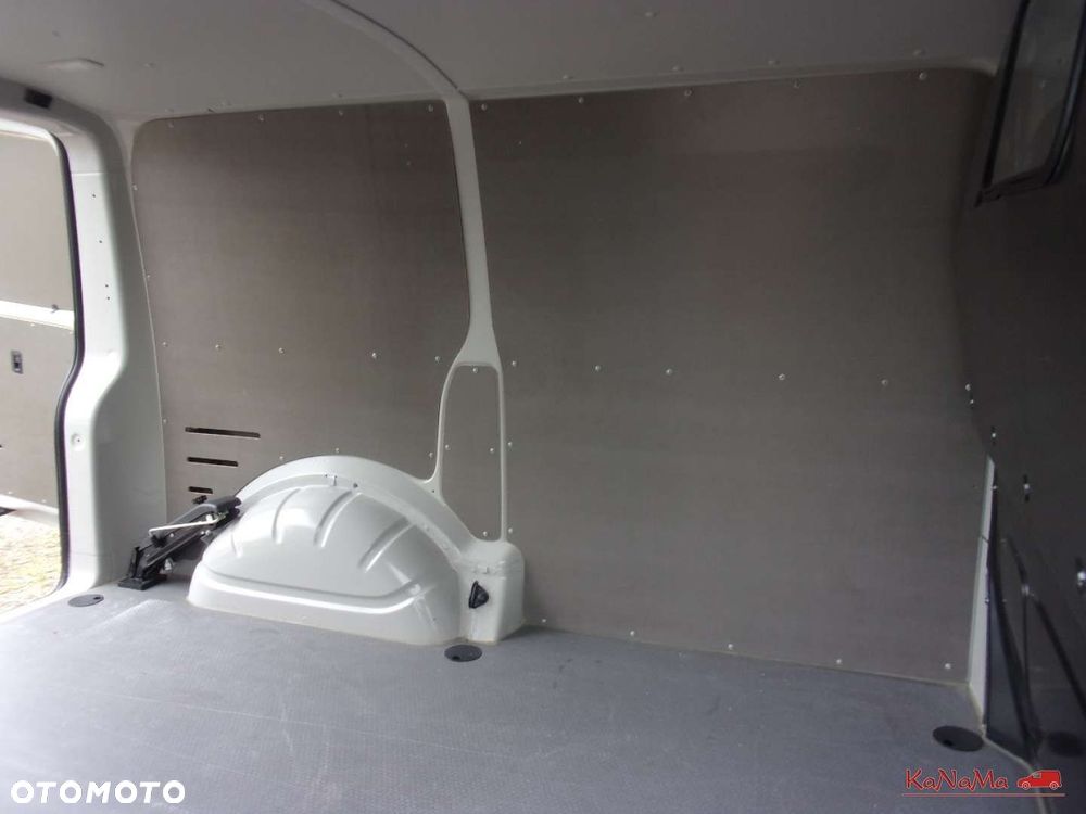 Volkswagen Transporter - 15