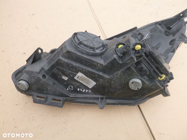 LAMPA PRAWY PRZÓD PRAWA PRZEDNIA OPEL CORSA D 06-11 - 25